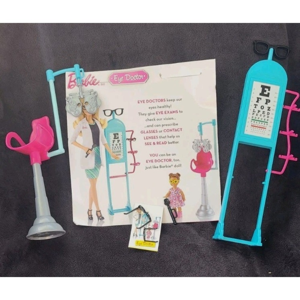 Rare 2015 Mattel Barbie Careers Eye Doctor Playset No Dolls Look Hard To Find